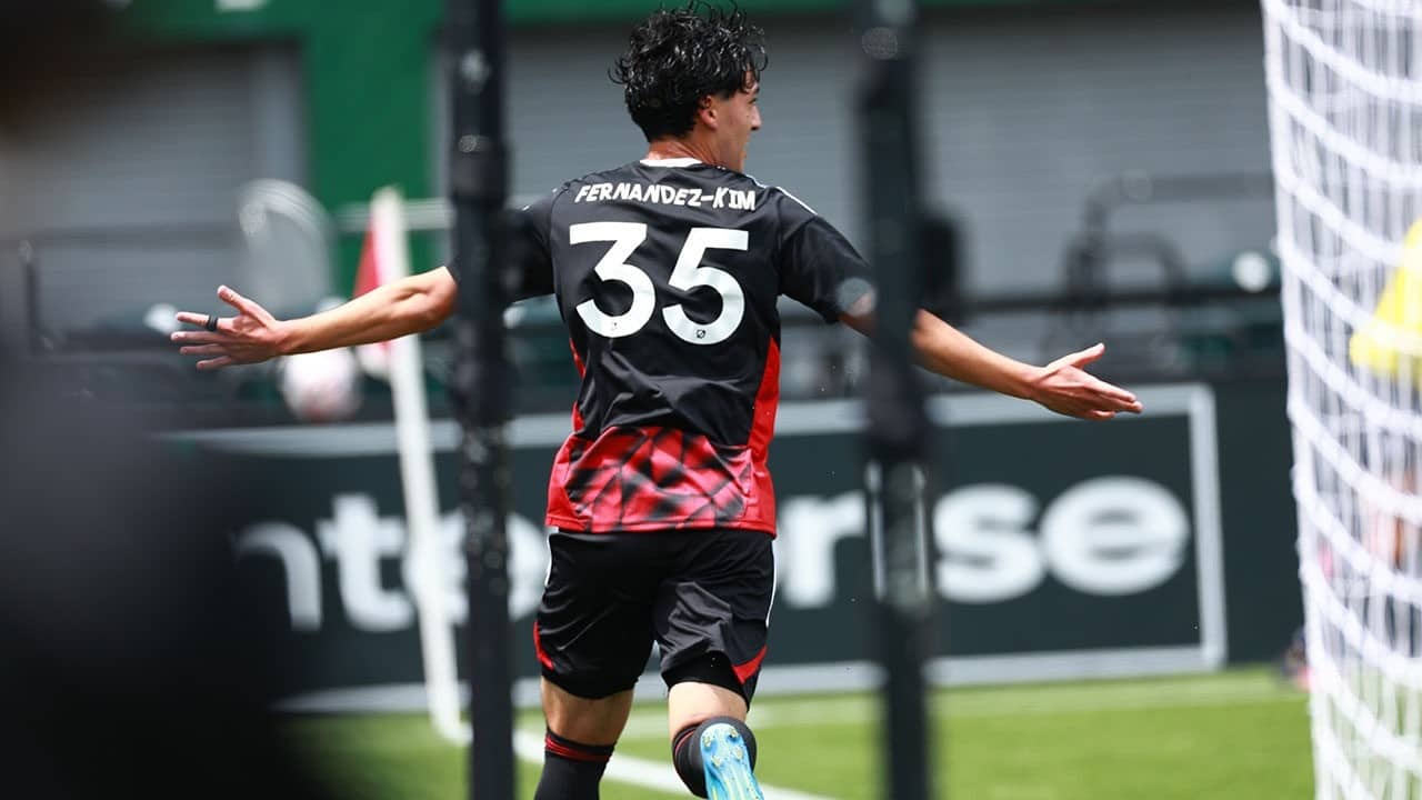 GOAL | Lucas Fernandez-Kim scores for T2 against Earthquakes II