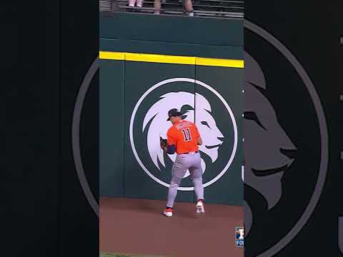 Cam Smith goes up and robs Brandon Nimmo of a homer 😱😱