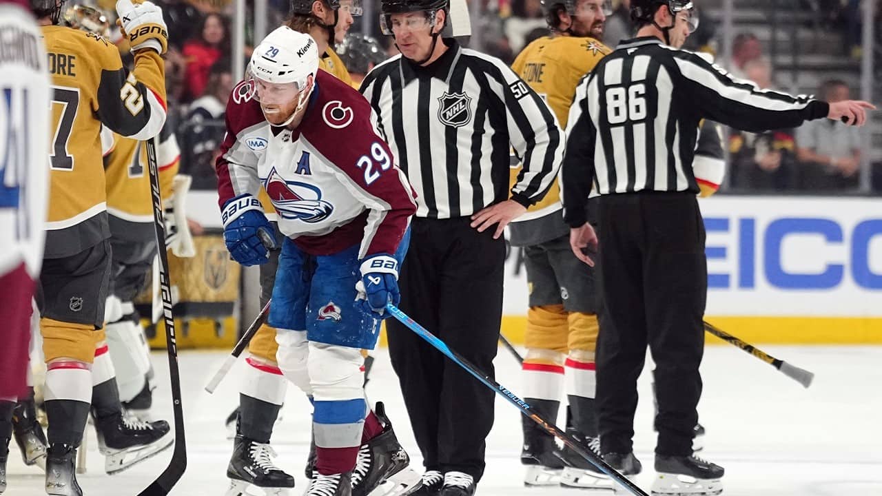 MacKinnon leaves Game 3 after blocking a shot!