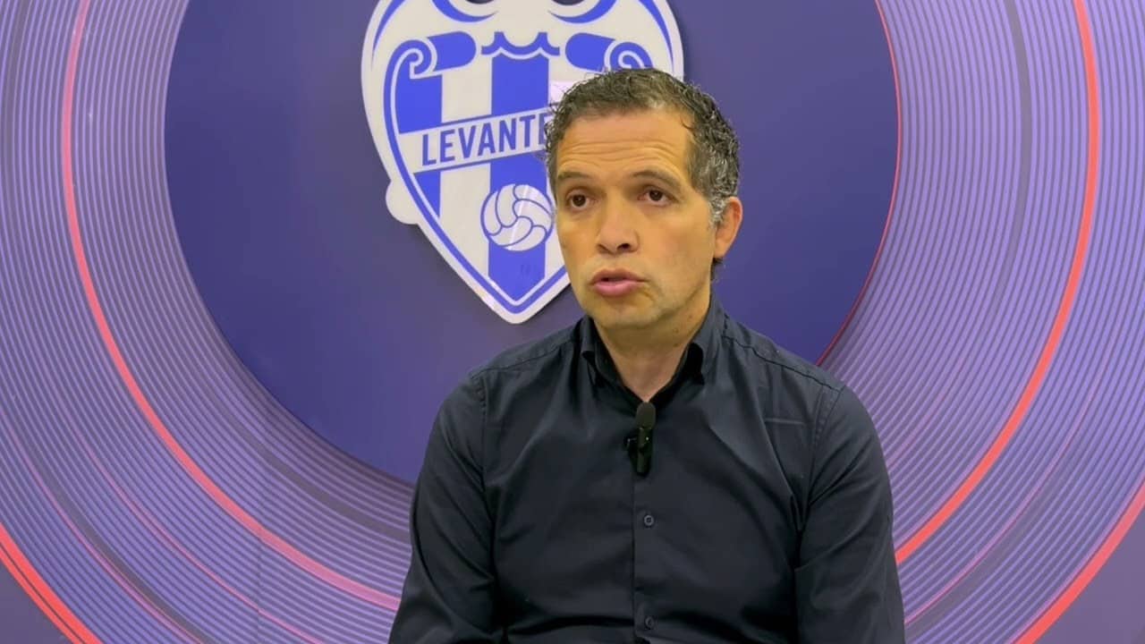 Luís Castro: “Orgullo es la palabra para definir lo que he vivido aquí” | Levante UD