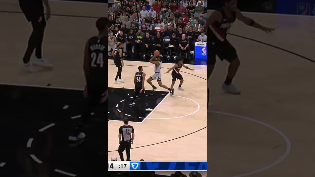 BANK IS OPEN 🏦 #spurs #nba #deaaronfox