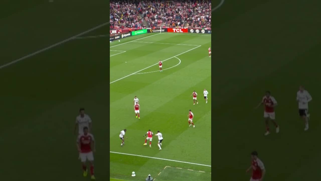 DEFENCE TO ATTACK AS GYOKERES SCORES!
