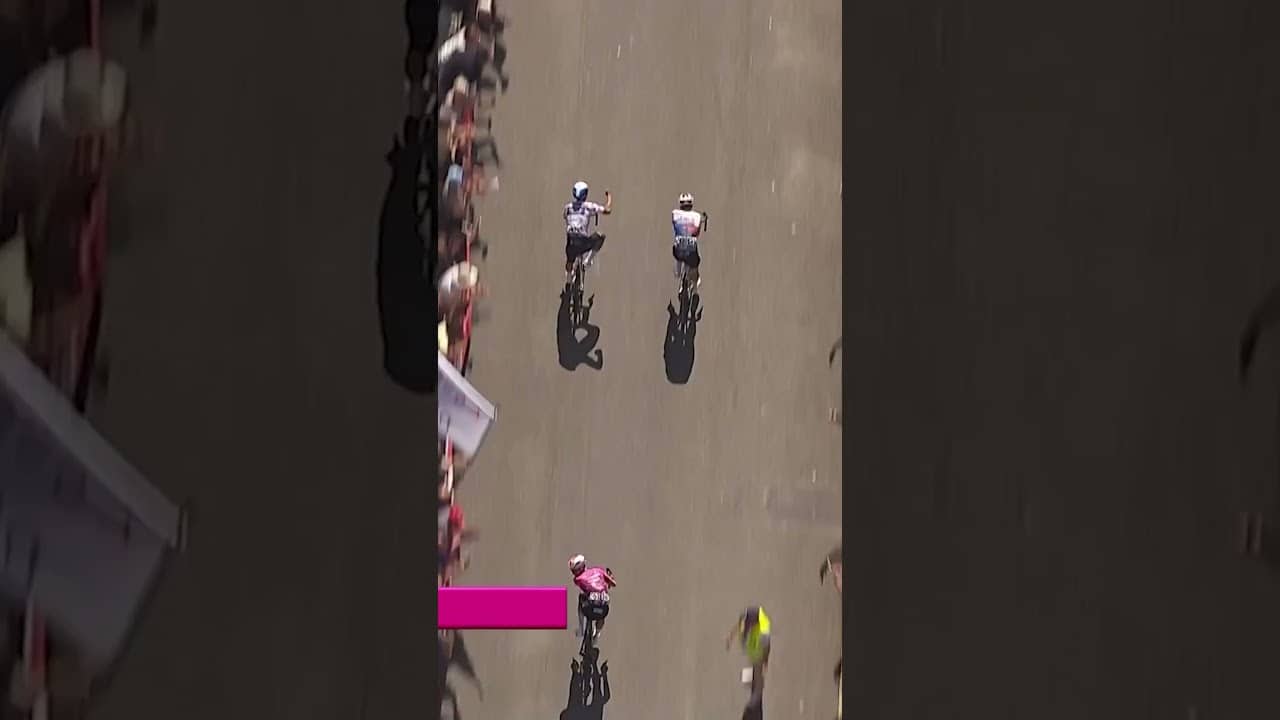 Sprint finish! ⚡ Victor Papon wins Stage 2 of the Tour of Dunkerque in dramatic fashion 🔥