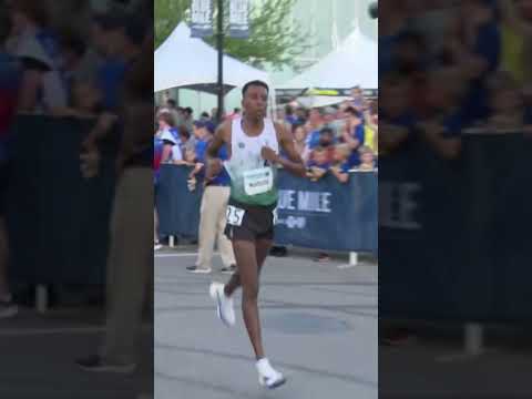 𝗙𝗜𝗥𝗦𝗧 𝗥𝗢𝗔𝗗 𝗠𝗜𝗟𝗘 𝗧𝗜𝗧𝗟𝗘 🏆🇺🇲 Yared Nuguse gets it done in 3:54.1 to win his third U.S. crown 👏 #usatf