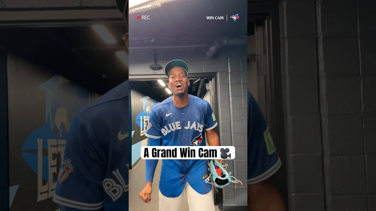 What’s a Win Cam without a little Janice? 🎶🥶 #MLB #BlueJays  #Iceman