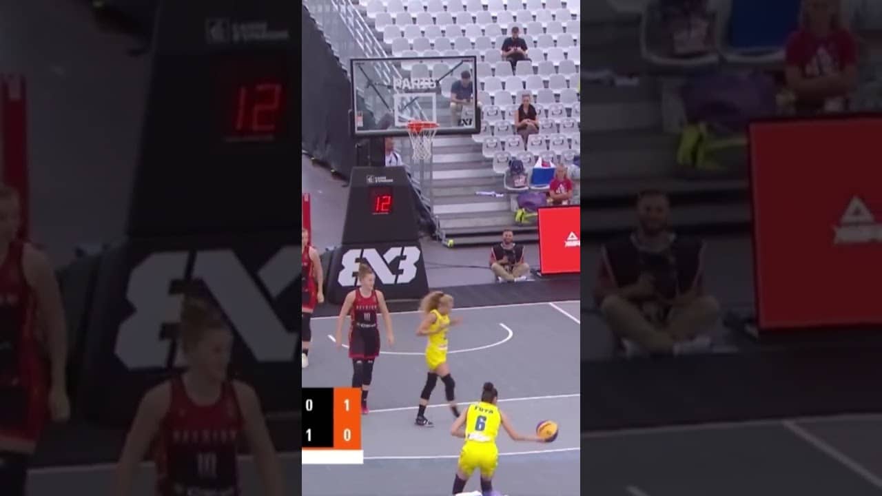 When muscle memory betrays you 😅 Via: FIBA3x3 #3x3basketball