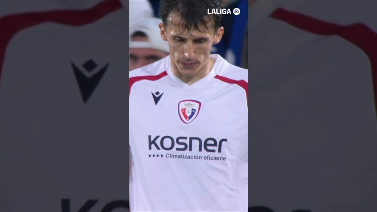 Celebración de Ante Budimir tras su gol en el #LevanteUDOsasuna