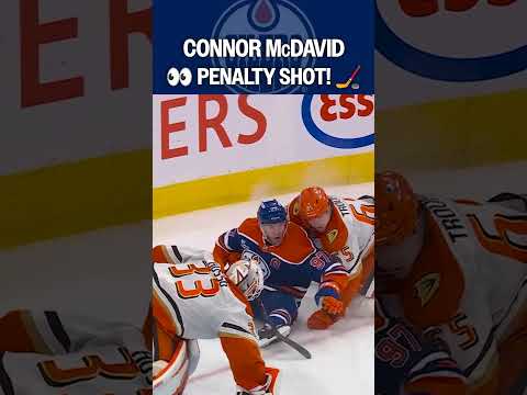 We have a McDAVID PENALTY SHOT! 👀