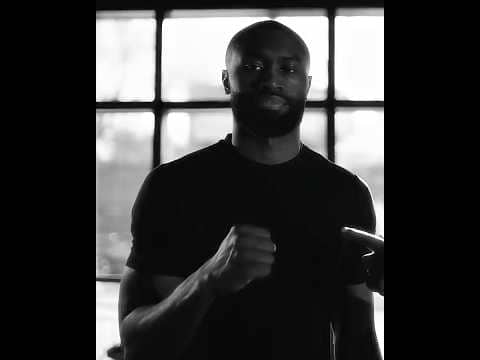 Float like a butterfly, sting like JB 🥊 https://on.nba.com/44TiTw2