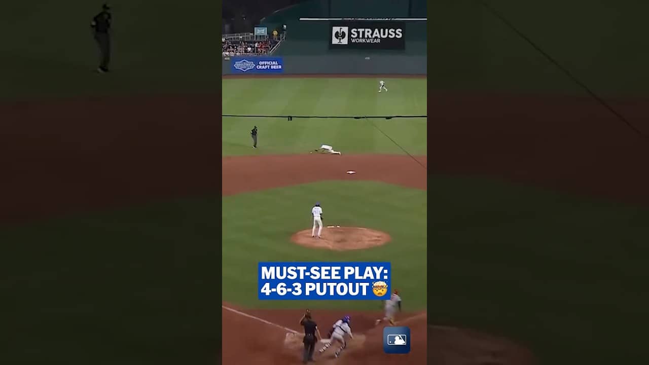 Michael Massey, Tyler Tolbert and Jac Caglianone teamed up for an UNREAL play! 👏