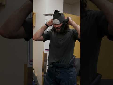 TO THE  HERO GOES THE DONKEY 🫏