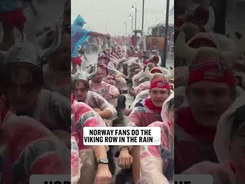 Rain won't stop Norway fans from the viking row 🌧️