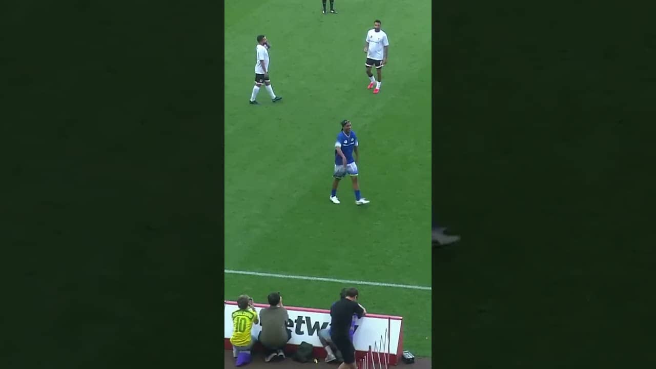 Ronaldinho at the Stadium of Light 🇧🇷🤯