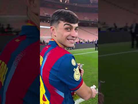 A penalty kick with his father after winning a title❤️ (Via feeeeeeeeerrrrrrrrrr/IG)