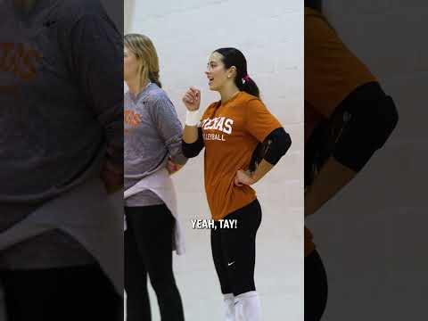 Texas volleyball's Ramsey Gary mic'd up 🗣️ #shorts