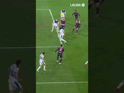 Parada de Sivera contra el Levante #LevanteAlavés