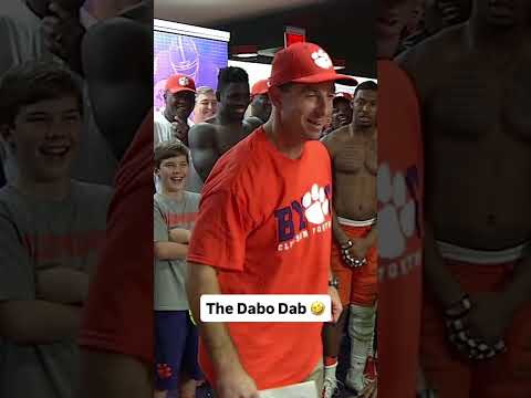 He got some moves 😂 #clemson #clemsonfootball #daboswinney #accfootball #collegefootball #football