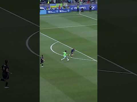 🤯 WOW! JESÚS WITH AN INSANE SOLO EFFORT! #mls #soccer #sports #football #highlights #goals #seattle