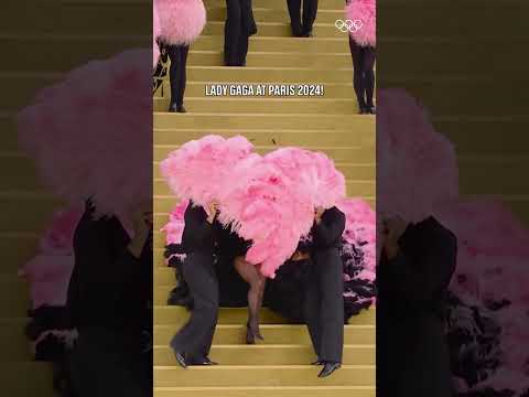 An iconic moment in Olympic history. 🩷🇫🇷 #Olympics