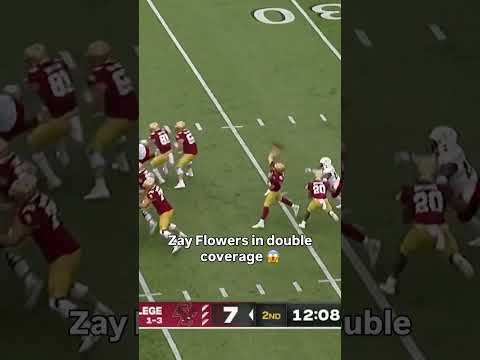How does he do it?! 🤯 #bostoncollege #zayflowers #accfootball #football #collegefootball #sports