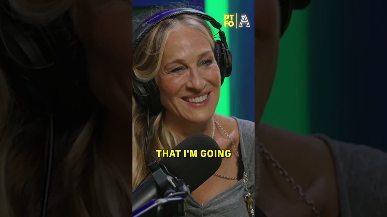 Sarah Jessica Parker on the iconic photo of her reading a book at a New York Rangers game
