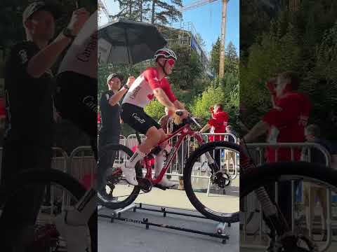 Rollers HEATING UP before race time 🔥 #shorts #mtb