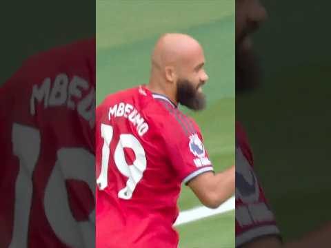 Bryan Mbeumo heads Man United in front 🔥