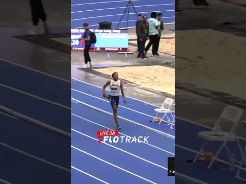 QUINCY WILSON LADIES AND GENTLEMEN ⚡️Wilon runs 1:00.56 - just .07 off the high school record