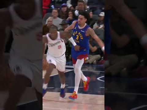 Kawhi Powers Through Contact 🦾