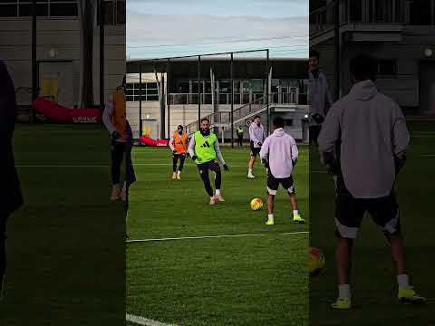 Up Close At Michael Carrick’s First Training Session 🤳💪