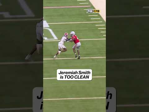 Jeremiah Smith makes it look easy 😤 #JeremiahSmith #Ohiostatefootball