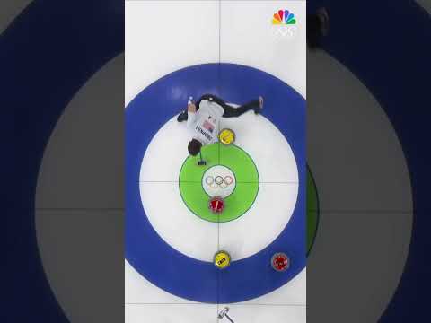 Team USA scores 3 points at the fourth end to comeback against Team Sweden!