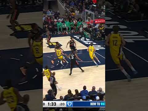 Jay Huff Rises Up for the Block & Johnny Furphy Lays it in on the Other End