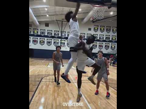 This can’t be good for team chemistry 😭