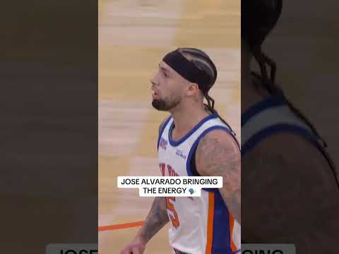 “Do what you do”, Alvarado hyping up his teammates ❗️🎤