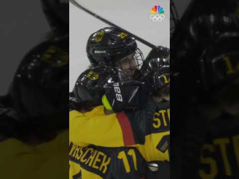 Team Germany strike as part of a 2–1 victory over Team Italy!