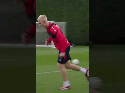 Crossing with Hughes 🎯😉  #football #crystalpalace #soccer