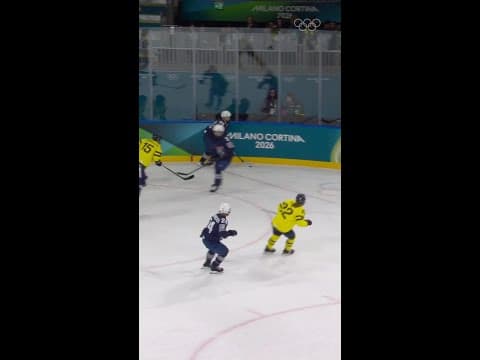 On target with victory! 🏒🇸🇪💪