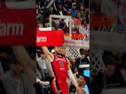 Bryce McGowens throws down transition jam #pelicans #highlights #nba