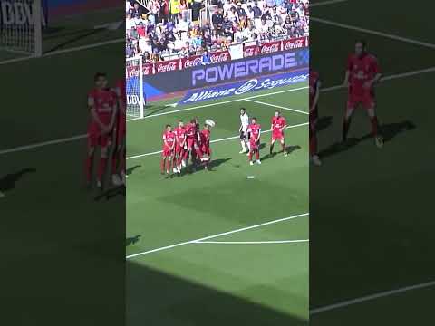 ¡Vaya golazo de falta directa de Éver Banega! 🎯🇦🇷