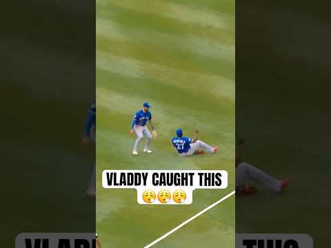 Vladimir Guerrero Jr. made two INCREDIBLE defensive plays in one inning 👏 #BlueJays