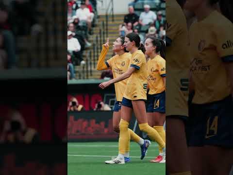 Kiana Palacios is unstoppable | UTA @ POR