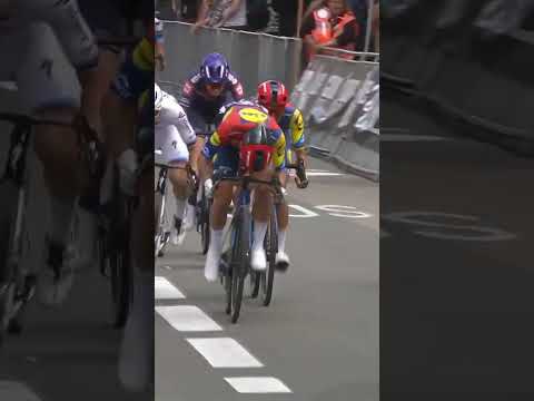 Win number 111 🔥Lorena Wiebes takes 𝒂𝒏𝒐𝒕𝒉𝒆𝒓 victory on the opening stage of the Simac Ladies Tour 👏