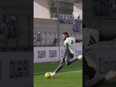✨ #Mbappe 🤜🤛 #Vinicius ✨ #RealMadrid #RMCity