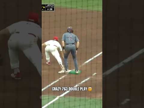 Great defense from the Wolfpack 💪 #ncstate #ncstatewolfpack #baseball #ncaabaseball #doubleplay