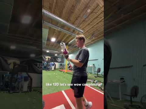 2026 Easton Dub Short!! 🤯🤯 #baseballplayer 400ft HR.    Feat: GOAT Gloves