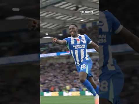 Welbeck Scores... Again. ⚽️