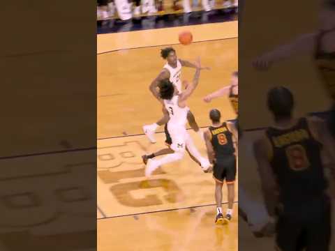 This Michigan sequence 😲