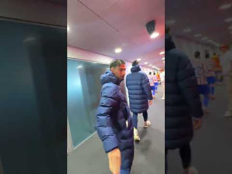 Challenge: do NOT touch admin’s phone 🤪