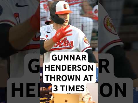 Manager wants to get ejected after Padres throw at Orioles 3 times, a breakdown #baseball #orioles